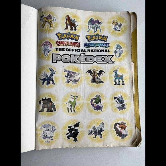 Pokémon Omega Ruby & Pokémon Alpha Sapphire: The Official National Pokédex - Picture 5 of 5
